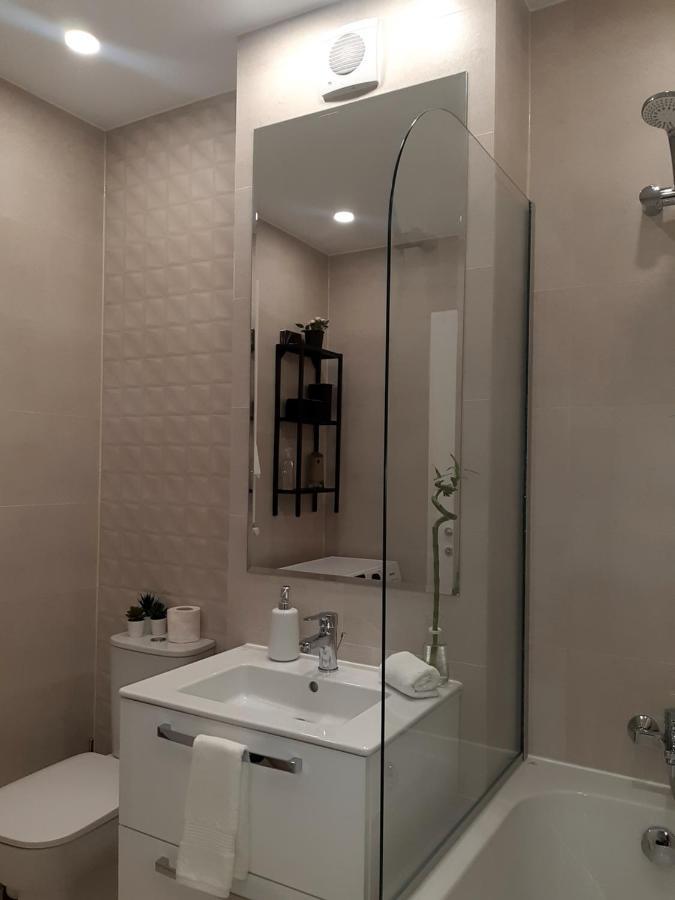 Mia Plus!! Self Check-In!! Бухарест Экстерьер фото